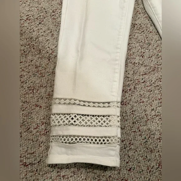Liverpool The Crop White Women's Jeans with Lace Detail Size 2/26 - Picture 2 of 7